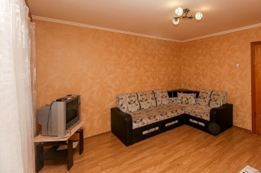 Квартира трехкомнатная ул.Морская (Apartment three-room ul.Morskaya)
